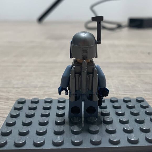 LEGO Star Wars Jango Fett Minifigure Clone Wars Star Wars Boba Fett Rare - Picture 2 of 6